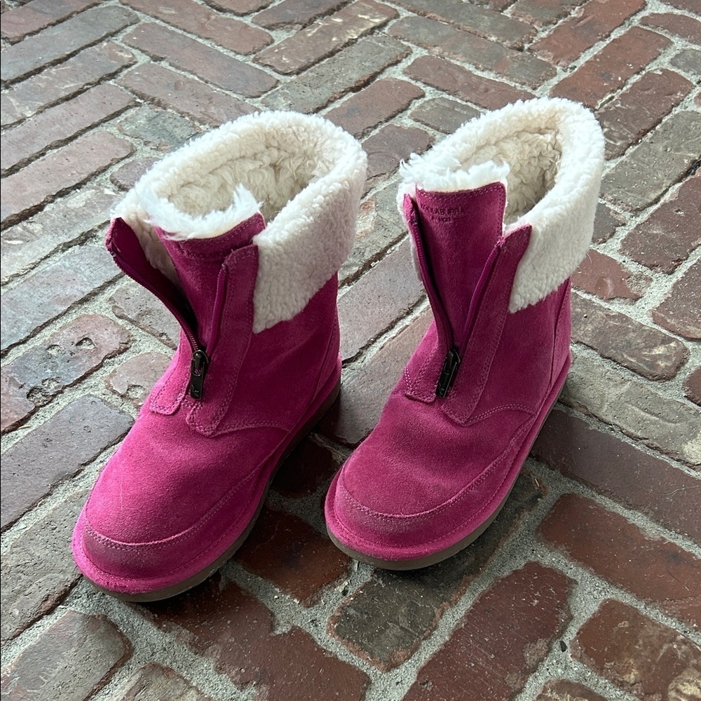 Koolaburra by UGG Lytta Boots in Raspberry Rose